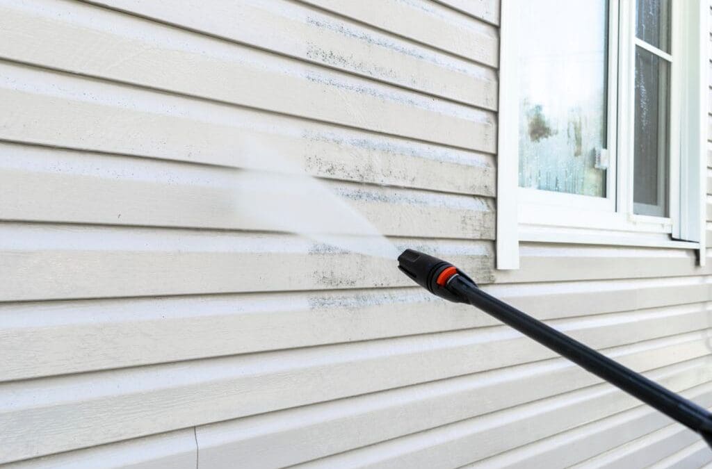 How do carpet cleaners clean stairs and hard to reach areas in Murphy TX