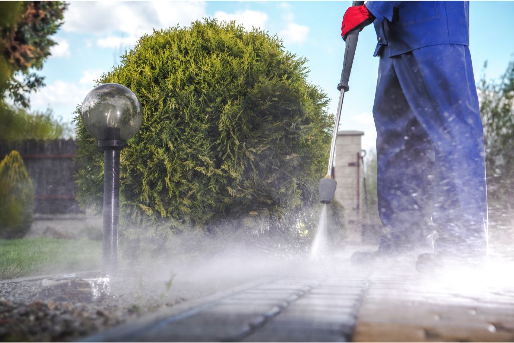 The Dos and Don'ts of Power Washing in McKinney TX Avoiding Common Mistakes